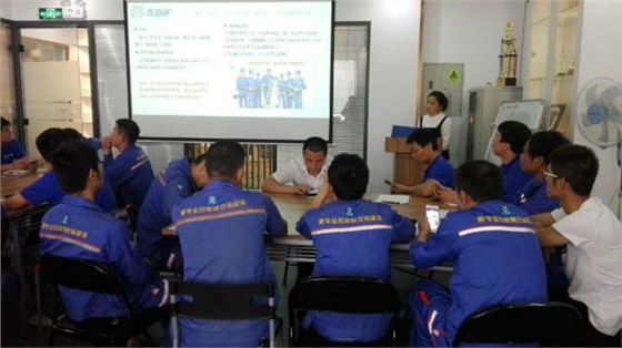 師傅培訓(xùn)，安裝工人需要專門培訓(xùn)