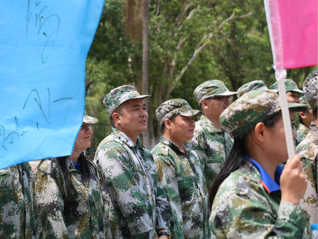 2019左右手安裝全國合伙人拓展培訓活動-一群人才能走得更遠