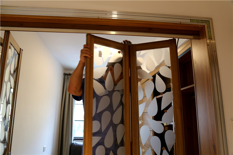 【左右手家具安裝】究竟是先安裝門還是先安裝地板，終于有答案了