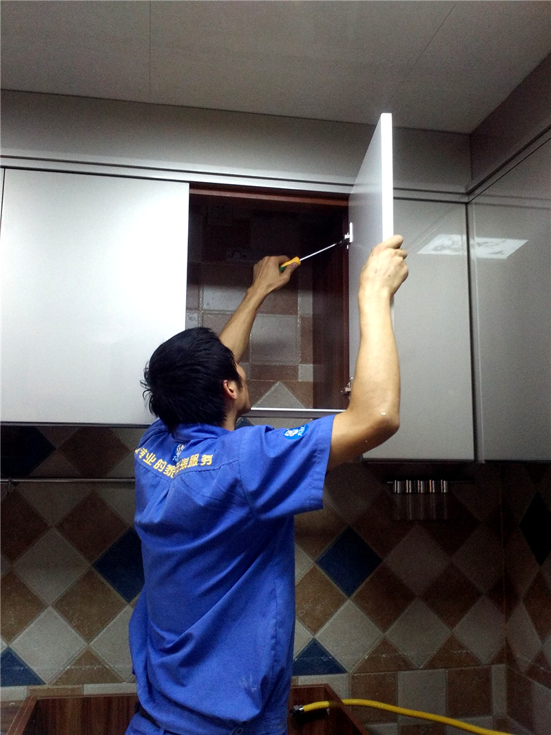 櫥柜安裝步驟大披露，不知道的趕緊收藏起來