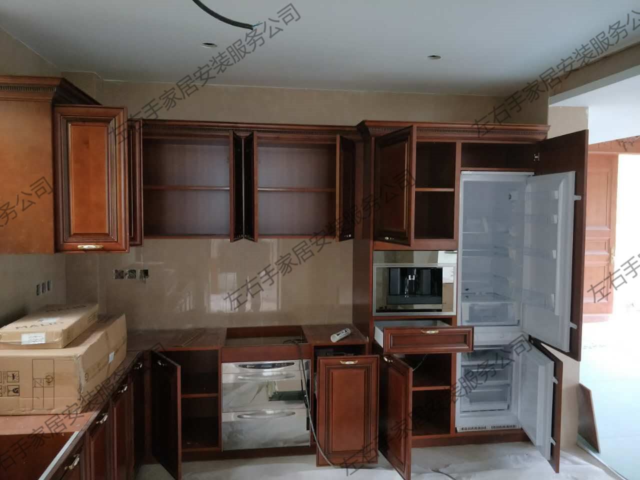 左右手櫥柜安裝案例 左右手櫥柜安裝案例