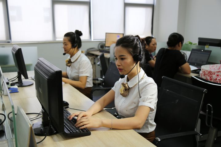 家具安裝客服團(tuán)隊(duì)接單中 家具安裝客服團(tuán)隊(duì)接單中